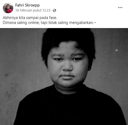 Status kegalauan Fahri Skroepp yang bikin cengar cengir